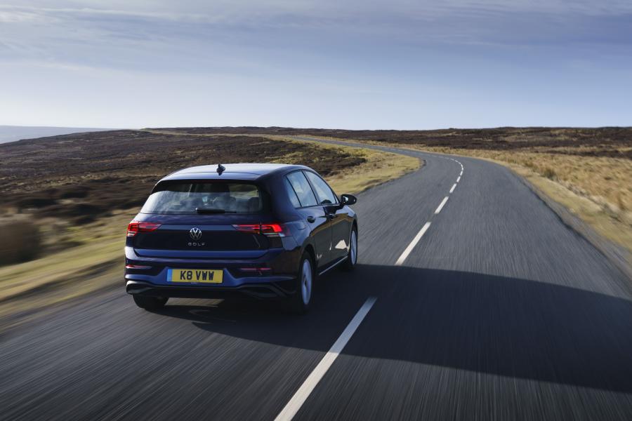  Volkswagen Golf Life 2020 года  (UK) (фото 21 из 40)